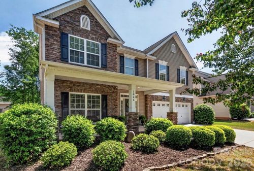 1066 Mclaren Dr, Belmont, NC, 28012-8674 | Card Image