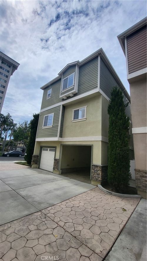 unit-7-3515 Maricopa St, Torrance, CA, 90503-7515 | Card Image