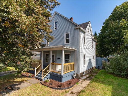 42 Chapman St, Jamestown, NY, 14701-6447 | Card Image