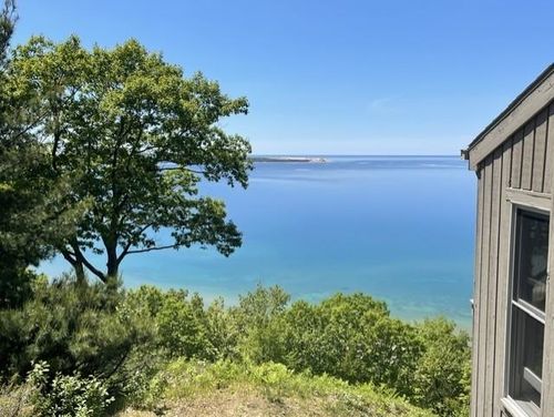 c-2C Pinnacle Pl, Glen Arbor, MI, 49636 | Card Image