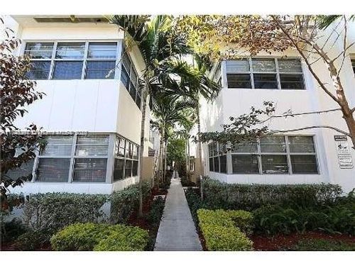 apt-227-1560 Pennsylvania Ave, Miami Beach, FL, 33139-3632 | Card Image