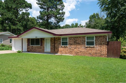 625 Carpenter Dr, Jacksonville, AR, 72076-3738 | Card Image