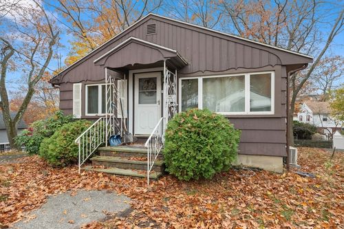 15 Quebec Ct, Lynn, MA, 01905-1231 | Card Image