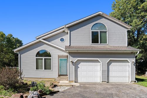 24815 New Rd, North Liberty, IN, 46554-9445 | Card Image