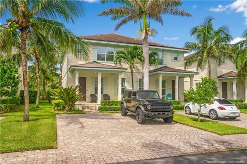 b-1-10191 S Ocean Dr, Jensen Beach, FL, 34957-2504 | Card Image