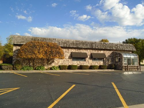 1840 Saint Vincent Ave, La Salle, IL, 61301-1249 | Card Image