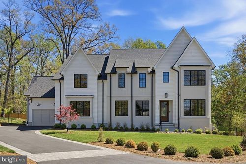 2107 Elliott Ave, MCLEAN, VA, 22101-5304 | Card Image