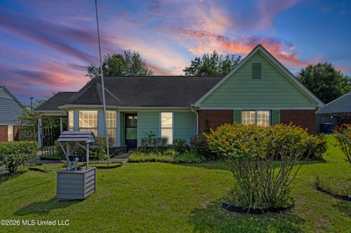 10331 Oak Leaf Drive, Olive Branch, MS, 38654 | Card Image