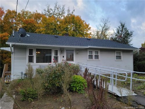 59 Perkins Ave, Waterbury, CT, 06704-2038 | Card Image