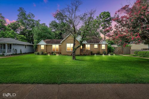107 Preston Ave, Shreveport, LA, 71105-3305 | Card Image