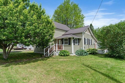 217 1st Ave W, Clear Lake, WI, 54005-8502 | Card Image