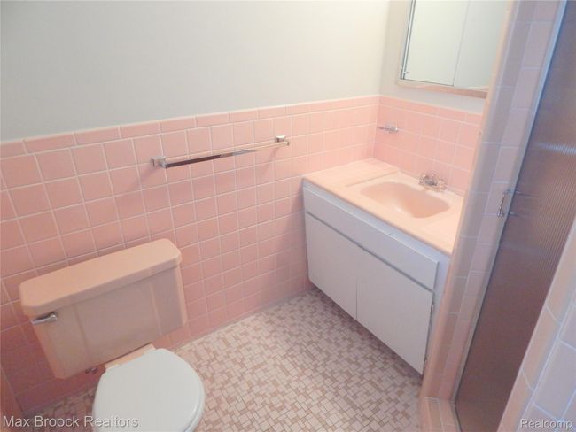 Primary Bath | Image 7