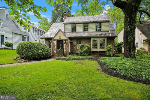 113 Oxford St, CHEVY CHASE, MD, 20815-3330 | Card Image