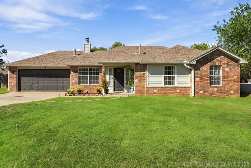 1100 Hummingbird Ln, Skiatook, OK, 74070-1722 | Card Image