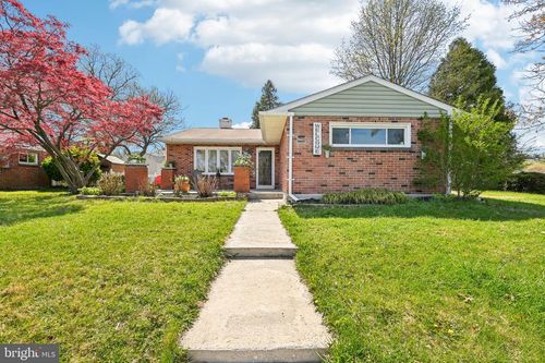 8710 Richmond Ave, PARKVILLE, MD, 21234-2831 | Card Image