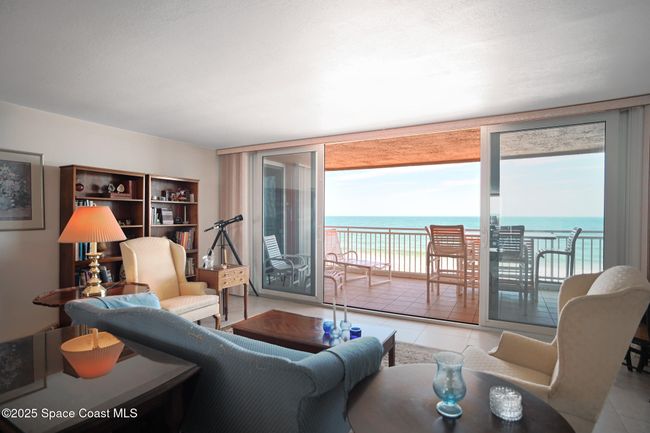 402 - 5635 Highway A1a, Condo with 3 bedrooms, 3 bathrooms and null parking in Melbourne Beach FL | Image 8