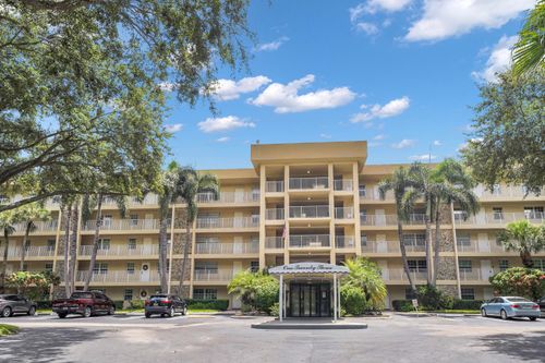 210-804 Cypress Grove Ln, Pompano Beach, FL, 33069-5063 | Card Image