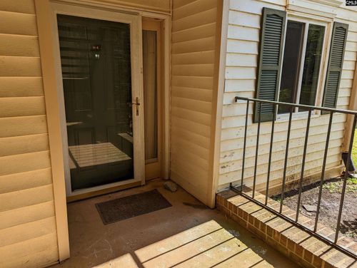 1208 Bush River Rd, Columbia, SC, 29210-7520 | Card Image