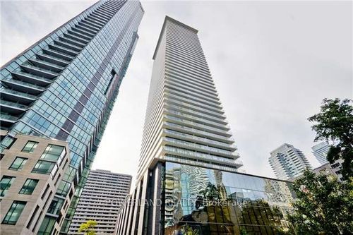 2601-33 Charles Street E, Toronto, ON, M4Y1R9 | Card Image