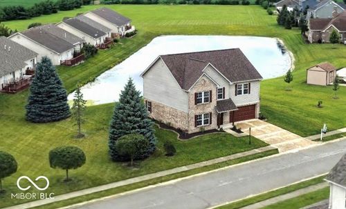 1364 College Pkwy, Elwood, IN, 46036-1391 | Card Image