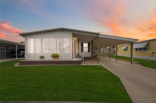 61 S Easter Island Cir, ENGLEWOOD, FL, 34223-6211 | Card Image