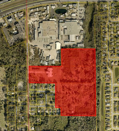 2102 N Shannon Ave, Plant City, FL, 33563-1925 | Card Image