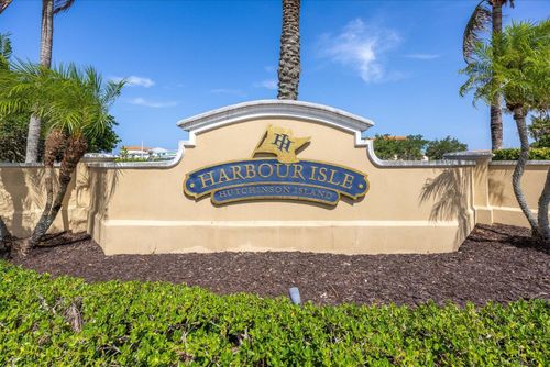 104-36 Harbour Isle Dr W, Fort Pierce, FL, 34949-2788 | Card Image