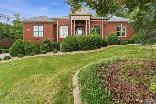 2909 Smoketree Cir Ne, Huntsville, AL, 35811-2601 | Card Image
