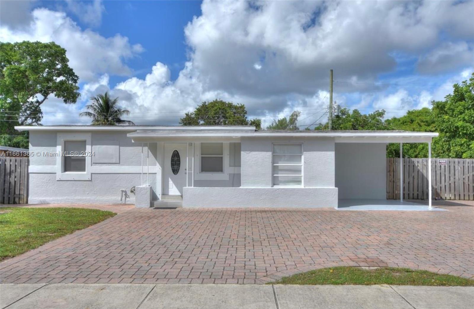 17th Ave, Pompano Beach, FL 33064