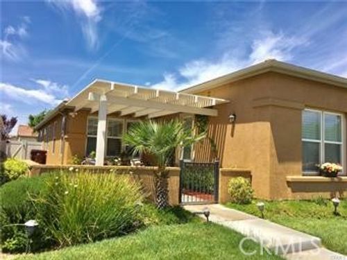 125 Thistle Crk, Beaumont, CA, 92223-7350 | Card Image