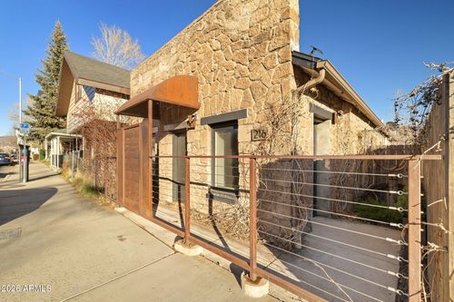 216 S San Francisco Street, Flagstaff, AZ, 86001 | Card Image