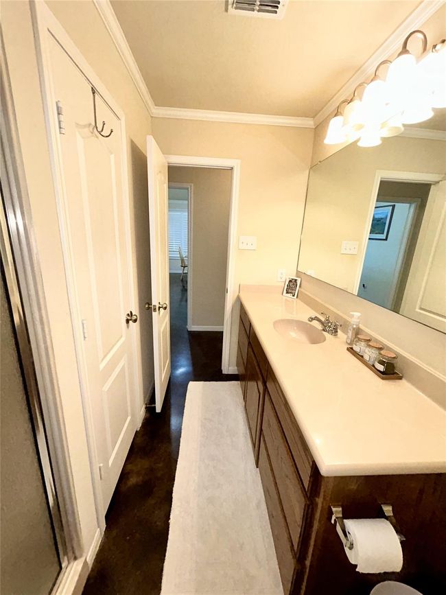 12195 Shady Ln, House other with 2 bedrooms, 2 bathrooms and 1 parking in Thornton TX | Image 15