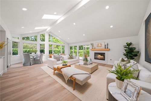 12 Creekside, Irvine, CA, 92603-3414 | Card Image
