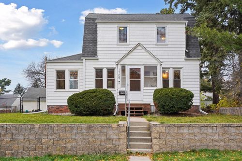 1705 Ivy Ave E, Saint Paul, MN, 55106-2230 | Card Image