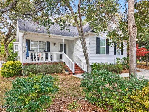 105 Se 36th St, Oak Island, NC, 28465-5856 | Card Image