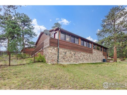 1336 Kinnikinnic Ct, Estes Park, CO, 80517-8205 | Card Image
