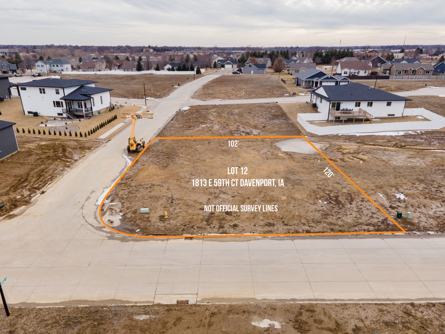 Land in Davenport