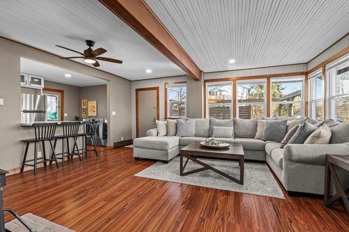 W6285 Harbor Lights Cir, Cascade, WI, 53011-1335 | Card Image