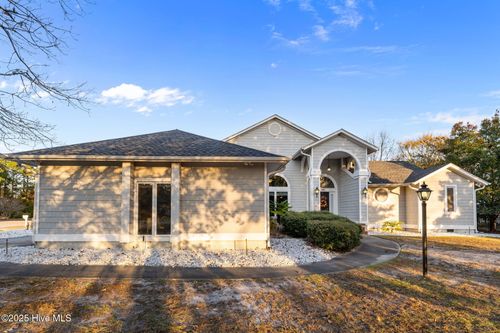 101 Bunker Ct, Hampstead, NC, 28443-2423 | Card Image