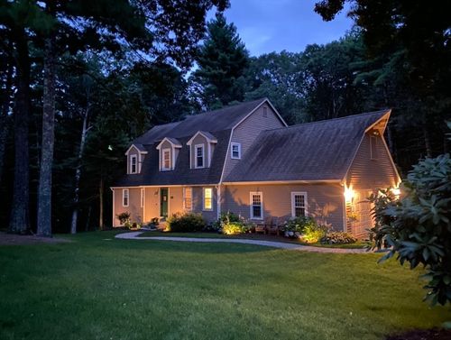 24 Robin Rd, Norfolk, MA, 02056-1731 | Card Image