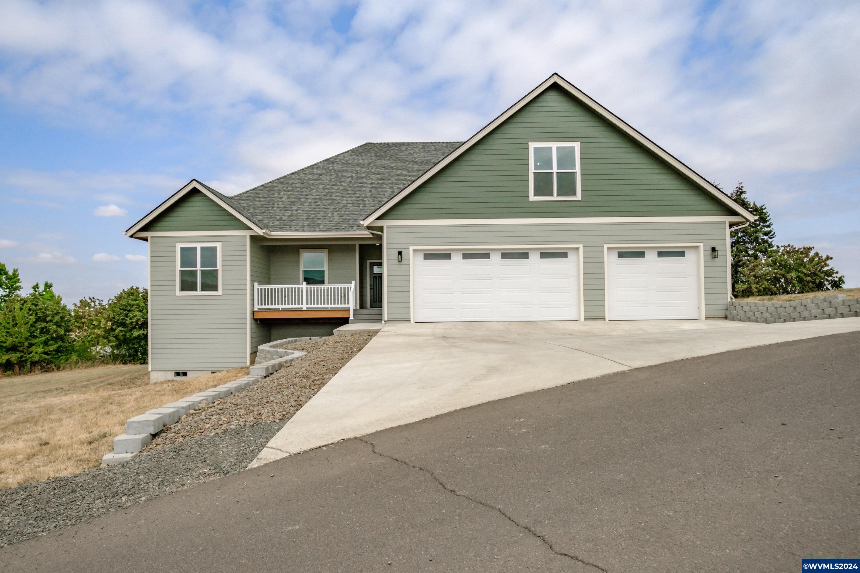 Bourbon Ridge Ln, Lebanon, OR 97355