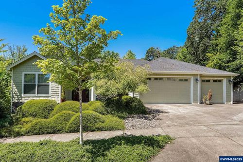 4487 Nw Honeysuckle Dr, Corvallis, OR, 97330-3356 | Card Image