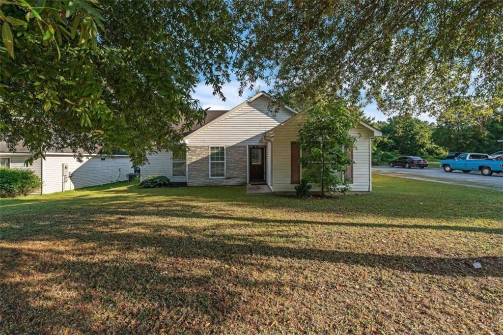 Colquitt St, Lagrange, GA 30241