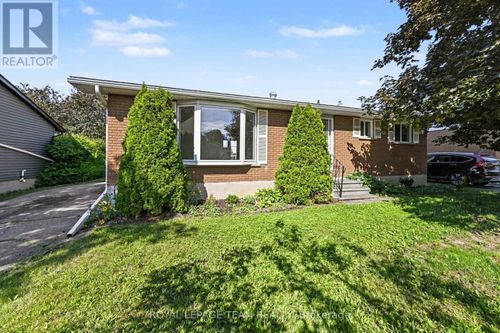 855 Kedrosky Drive, Renfrew, ON, K7V4C8 | Card Image
