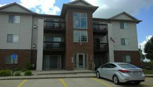 10-3060 Wilson Avenue Se, Cedar Rapids, IA, 52404 | Card Image