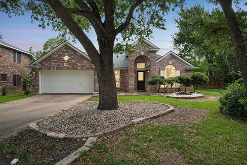 9002 Brimstone Ln, Austin, TX, 78717-3046 | Card Image