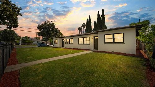 1200 S Spruce St, Montebello, CA, 90640-6464 | Card Image
