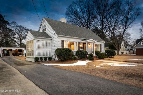 3283 N Contentnea St, Farmville, NC, 27828-1479 | Card Image
