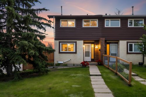6501A Huntsbay Rd Nw, Calgary, AB, T2K5R3 | Card Image