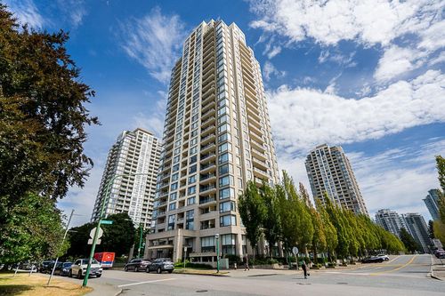 7088 Salisbury Ave, Burnaby, BC, V5E0A4 | Card Image
